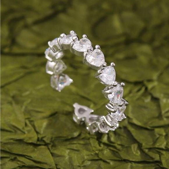 Silver ring - Picture 2 of 2